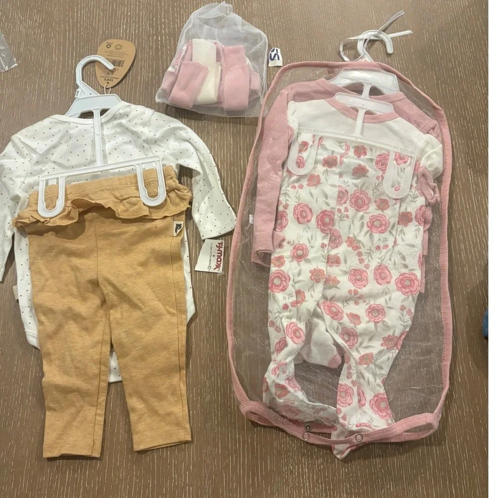 Duck Duck Goose Rabbit Carter's Baby Girl Clothes Lot 6-9M NWT‎ Plush Set